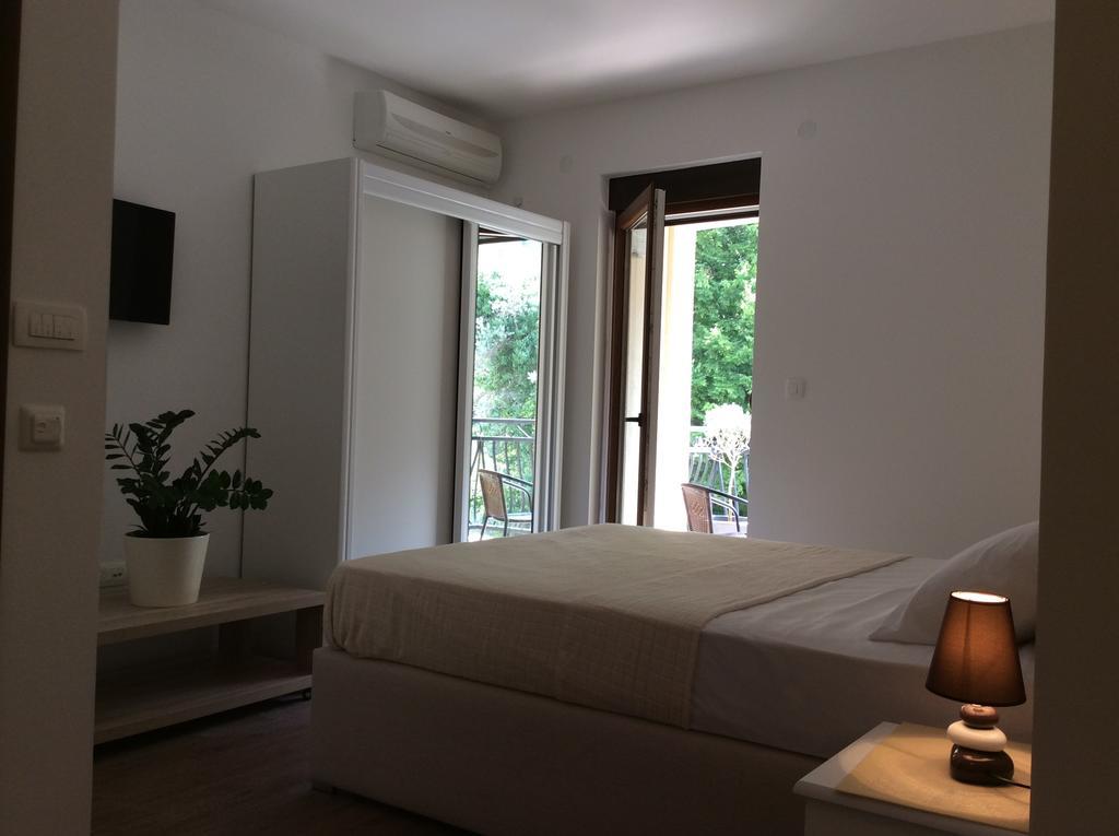 Olive Terrace Apartments 3 Будва Екстер'єр фото