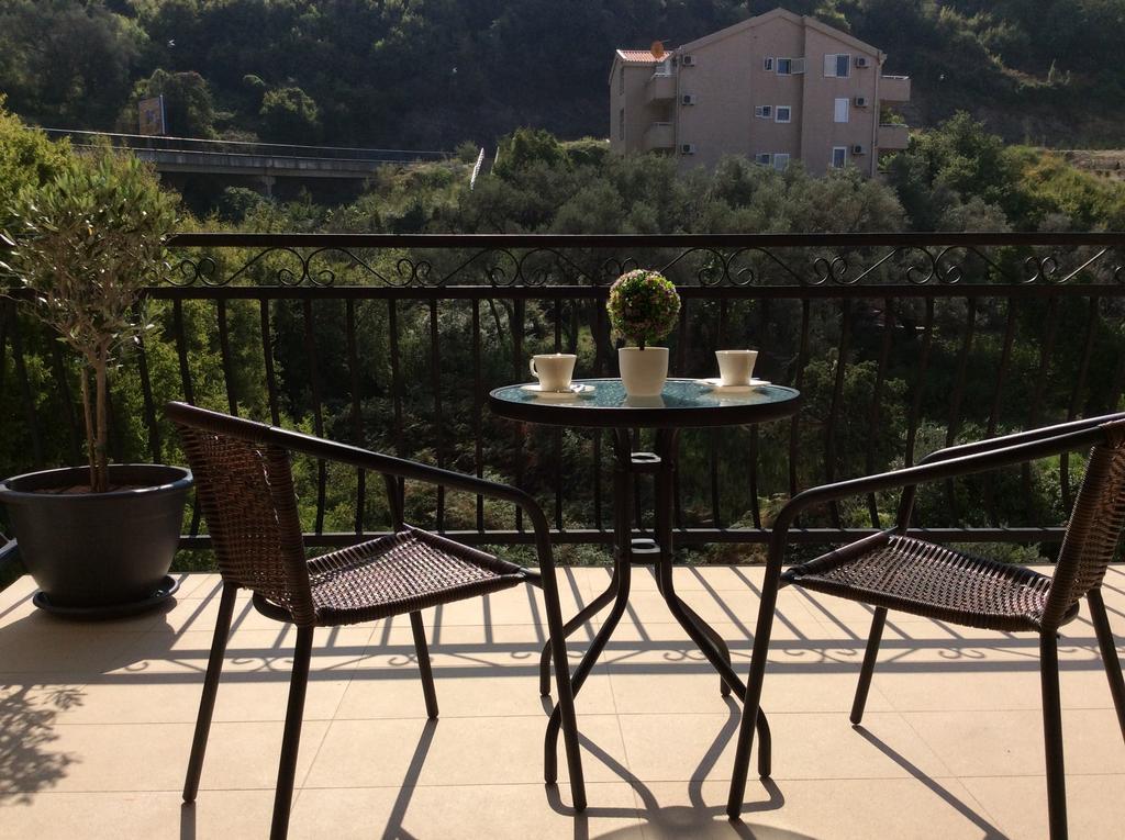 Olive Terrace Apartments 3 Будва Екстер'єр фото