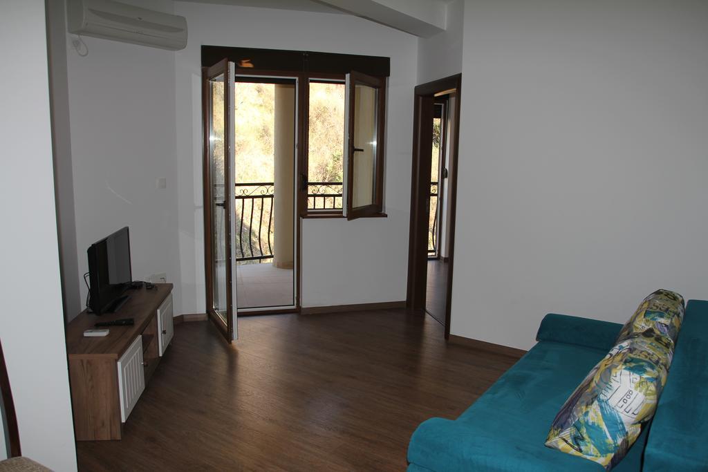Olive Terrace Apartments 3 Будва Екстер'єр фото
